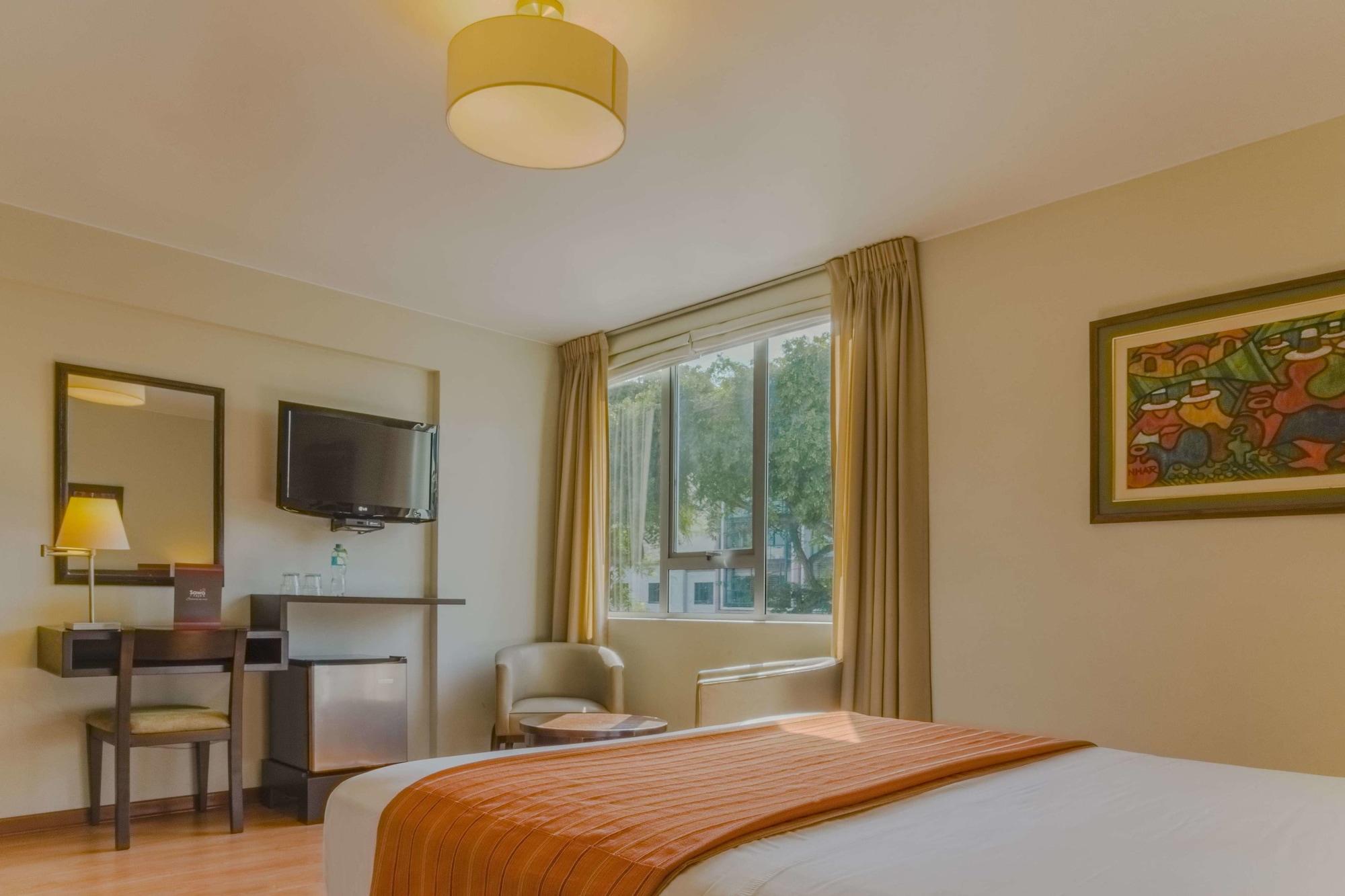 Hotel Girasoles Lima