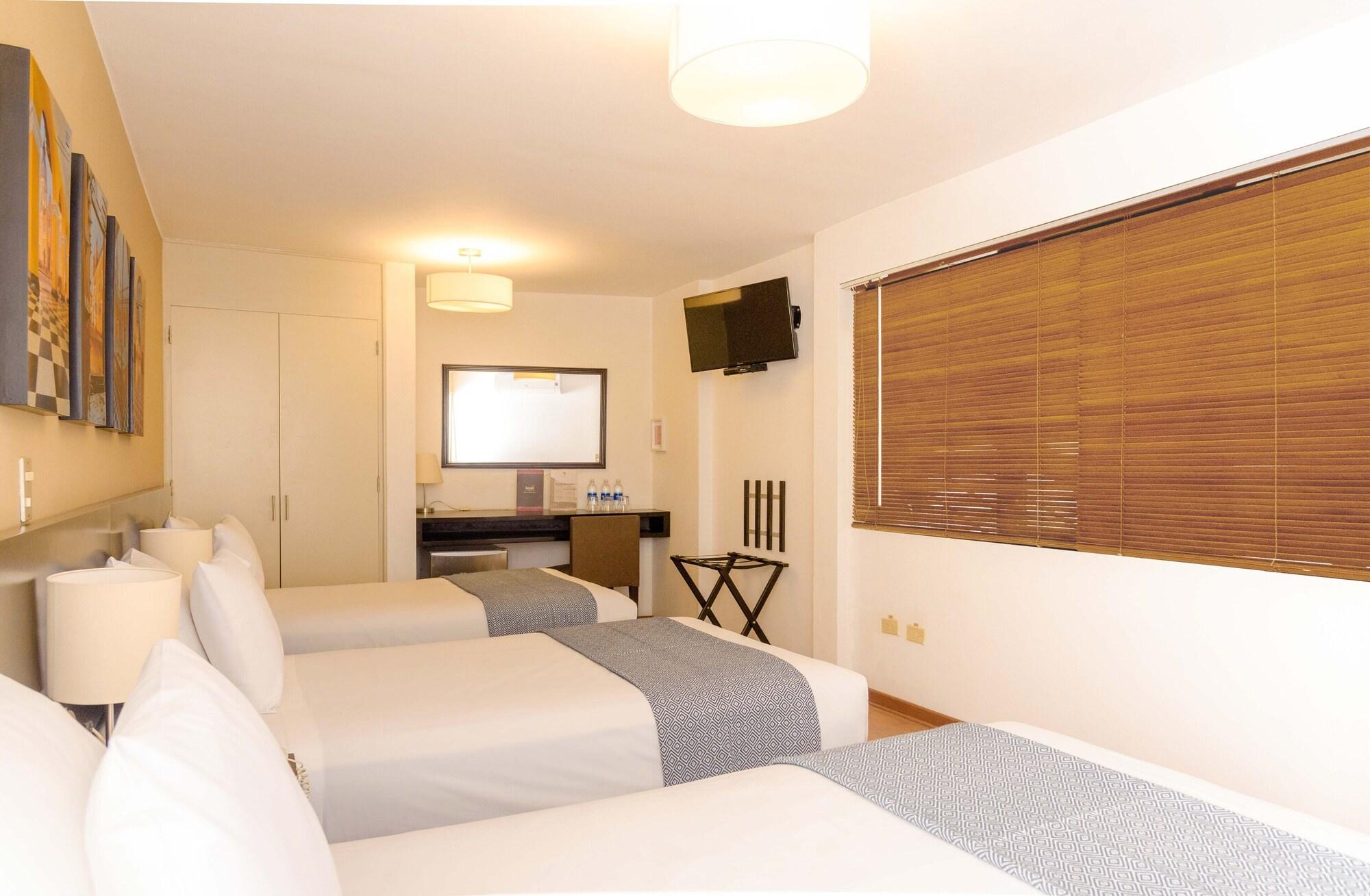 Hotel Girasoles Lima