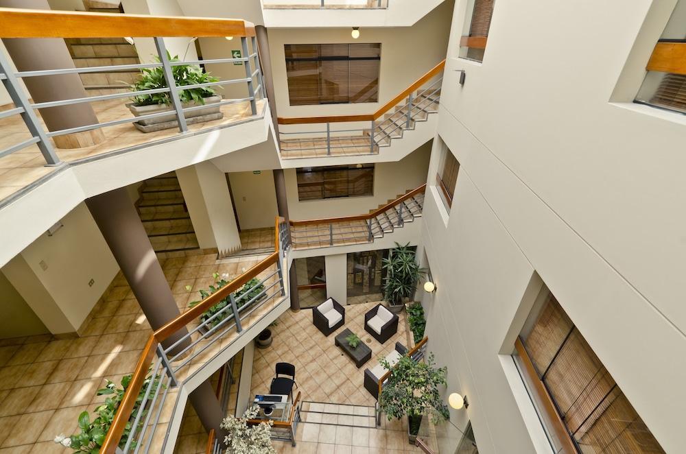 Hotel Girasoles