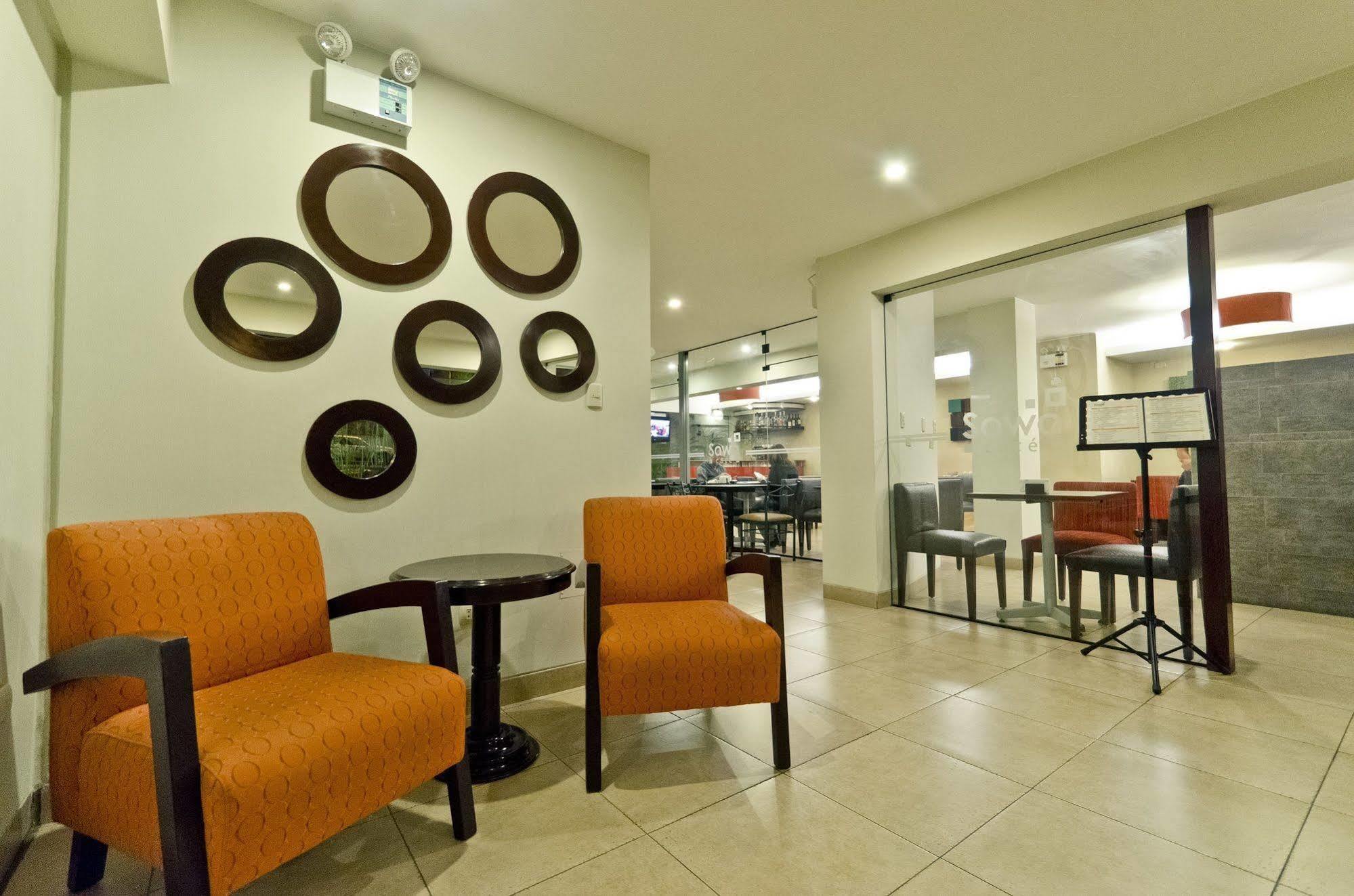 Hotel Girasoles Lima
