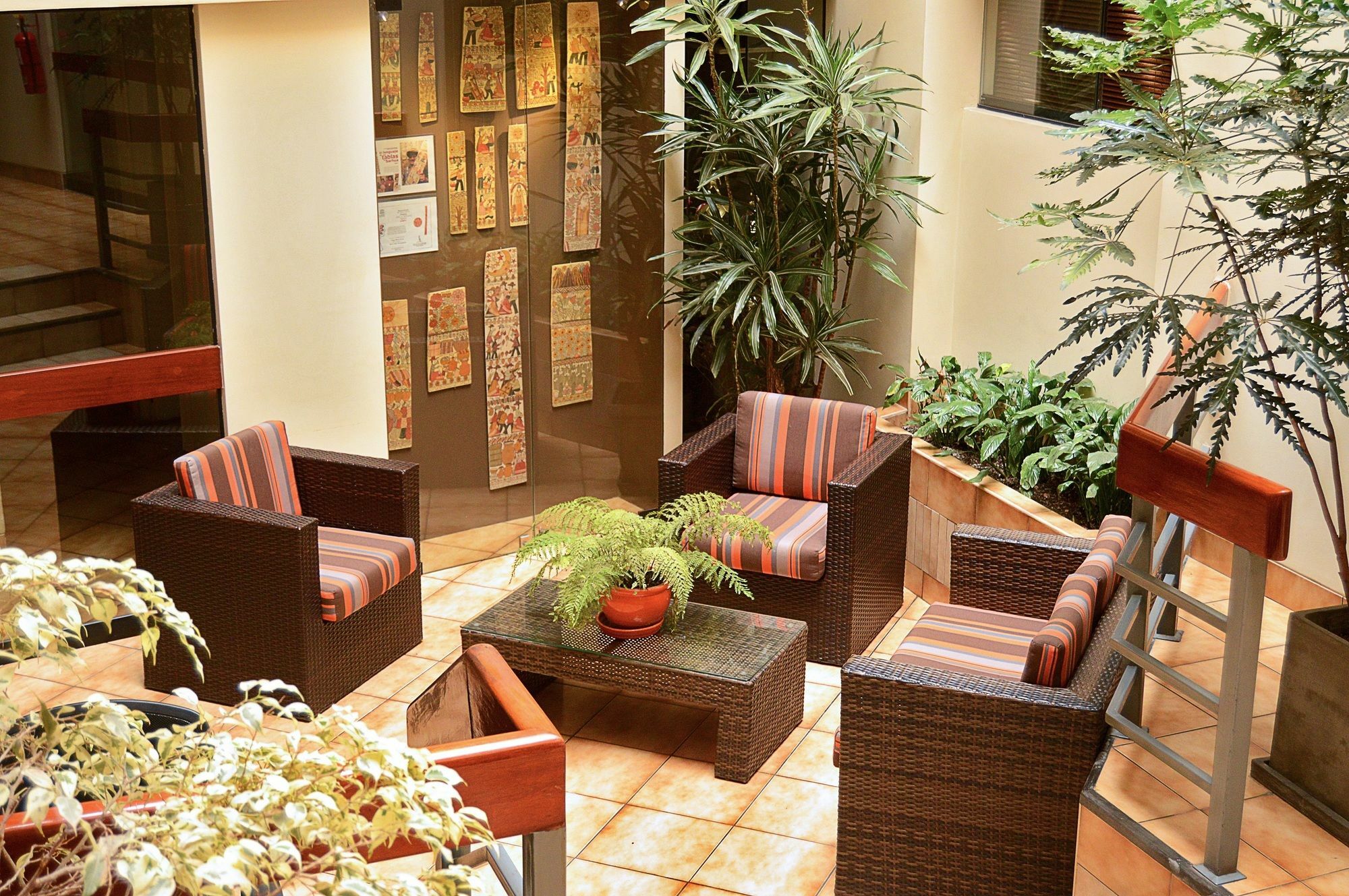 Hotel Girasoles Lima